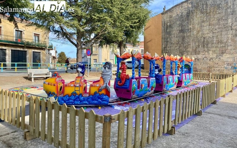 ‘El tren de los sueños’ se traslada de la Plaza al antiguo frontón de pelota